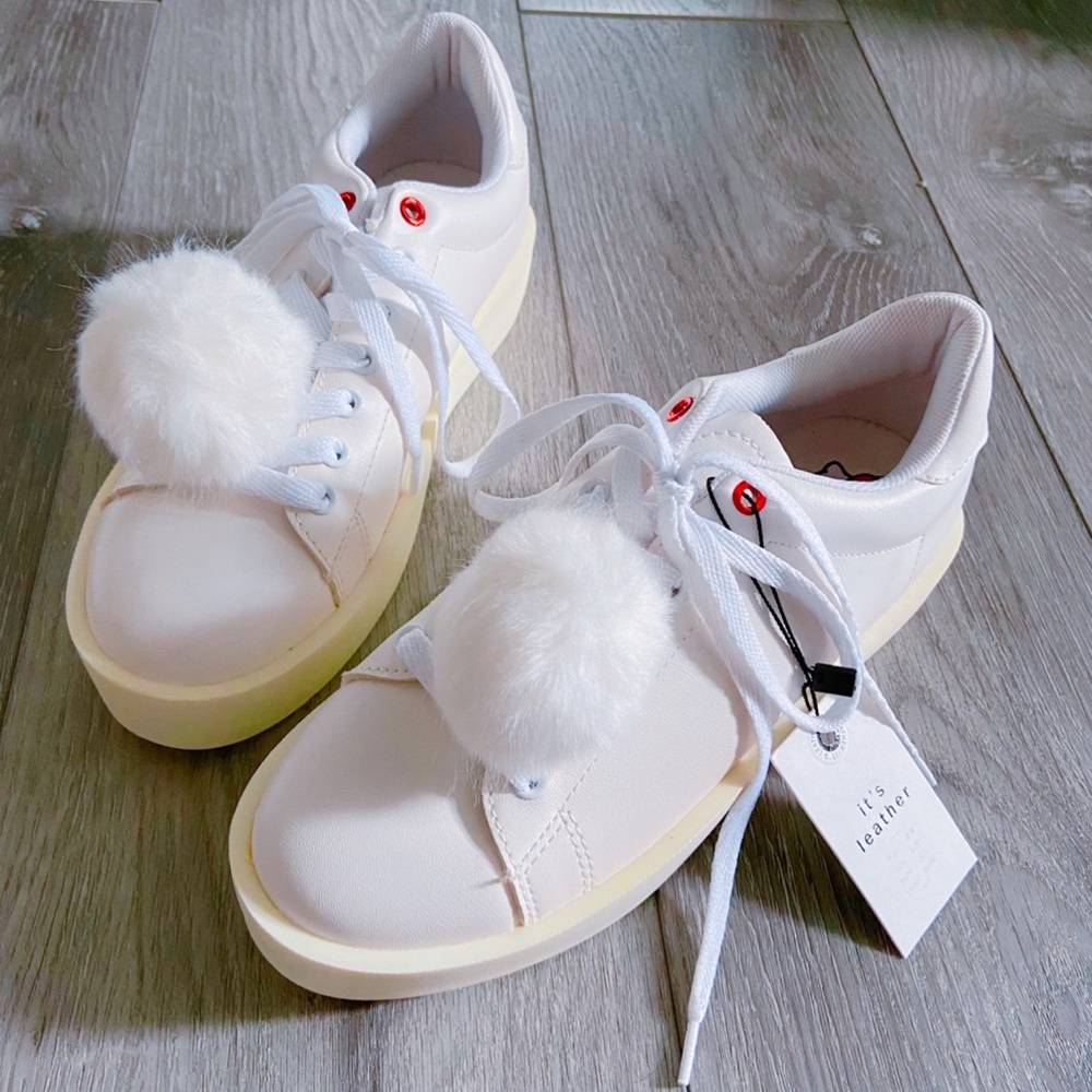 Hello Kitty Leather Sneakers